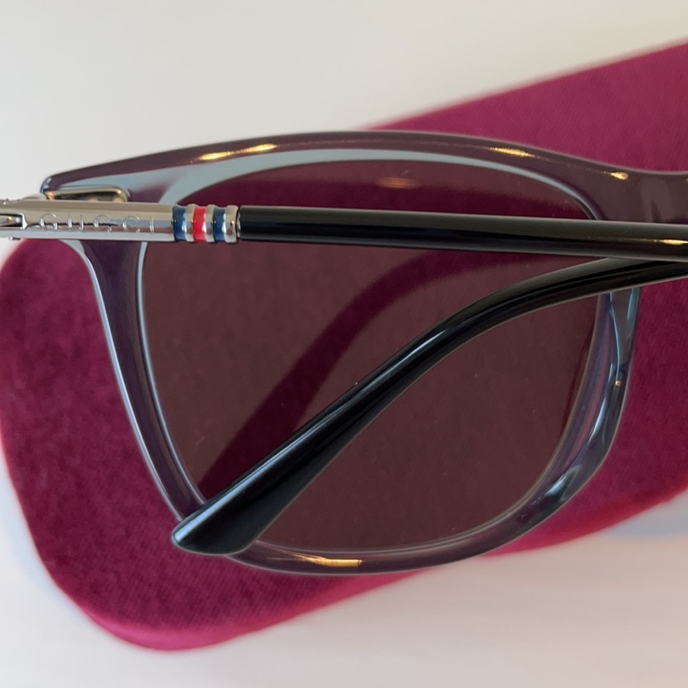 SUNGLASSES - Picture 5 of 10